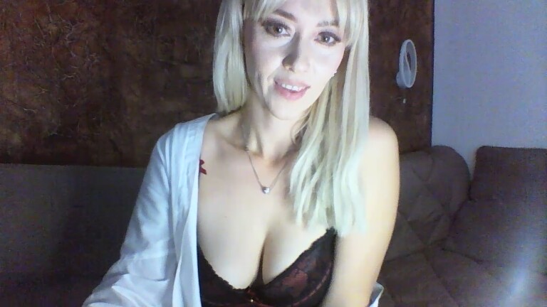 FreeButterflyyy's Streamate show and profile