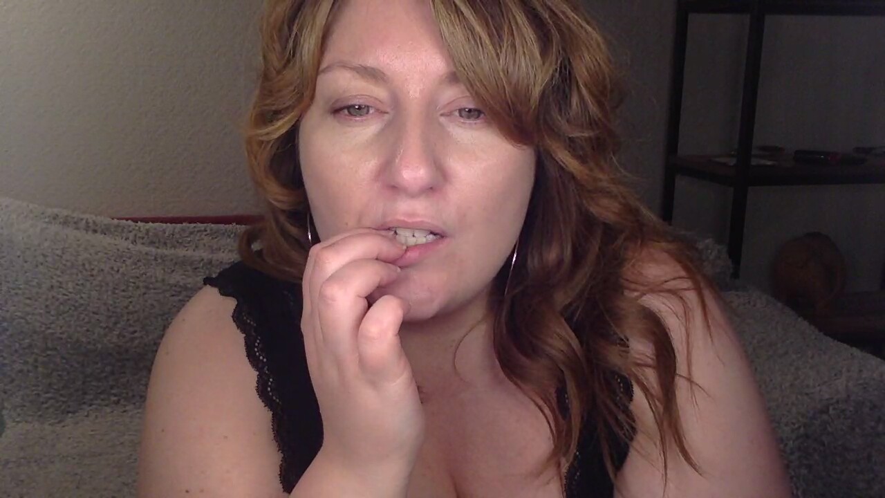 Curvygirllouisa