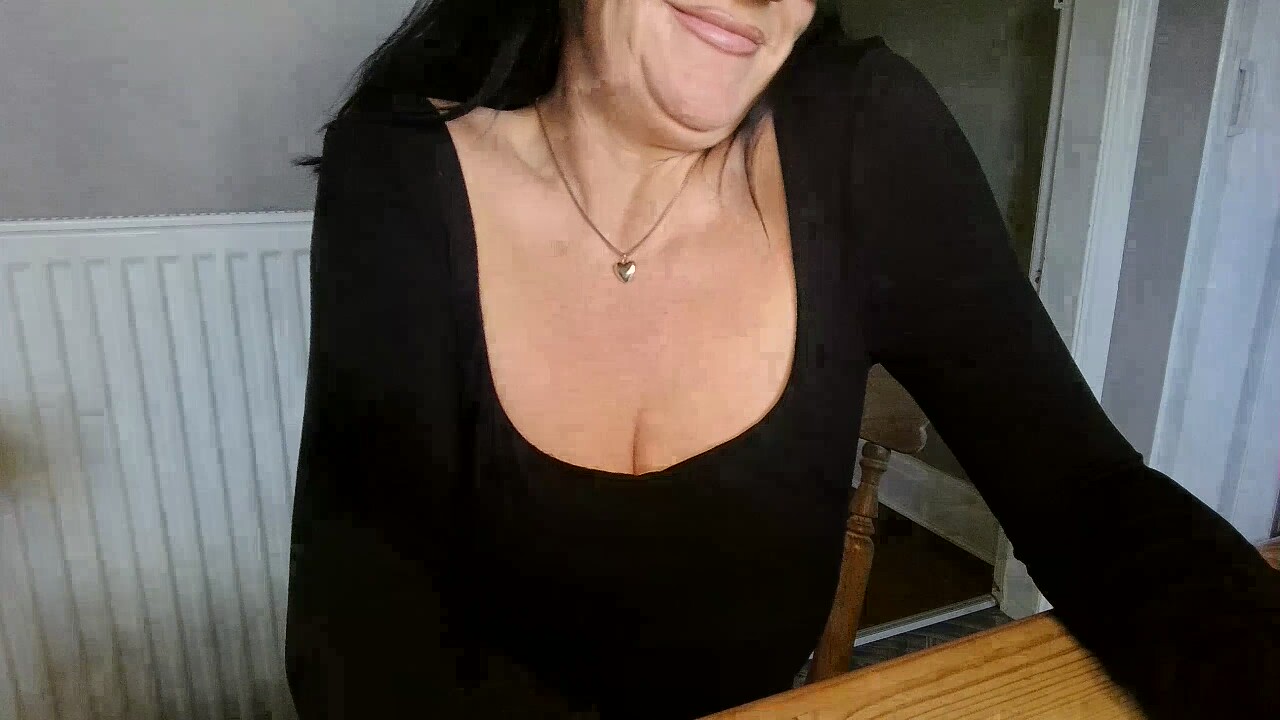 FlirtyWithFreya