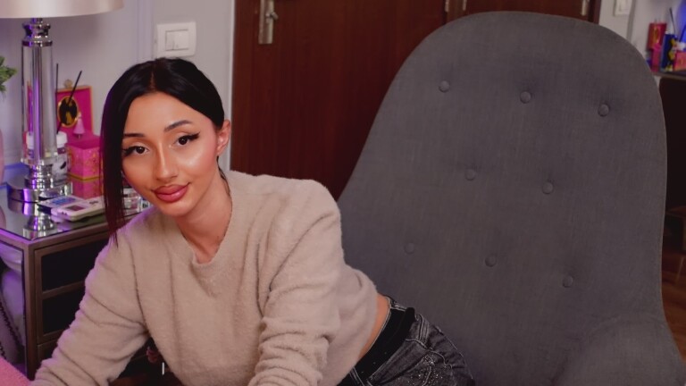 JenniferLovve's Streamate show and profile