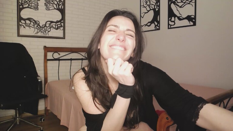 LEONAAx's Streamate show and profile