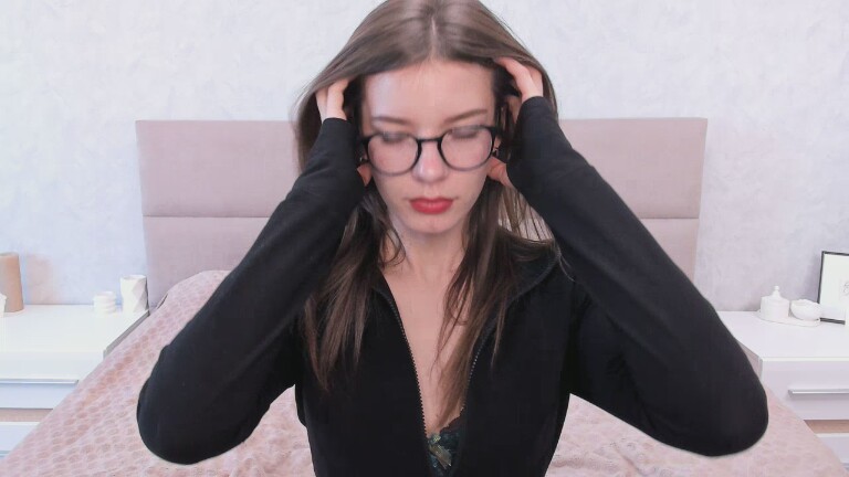 MYasmina's Streamate show and profile