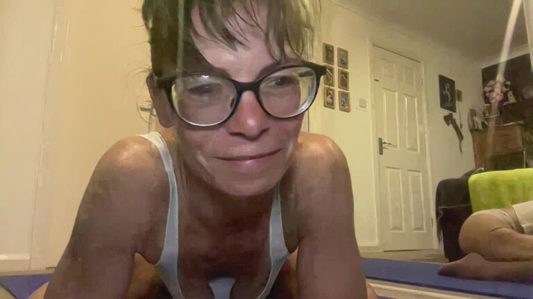 Dixie_Milf's Streamate show and profile